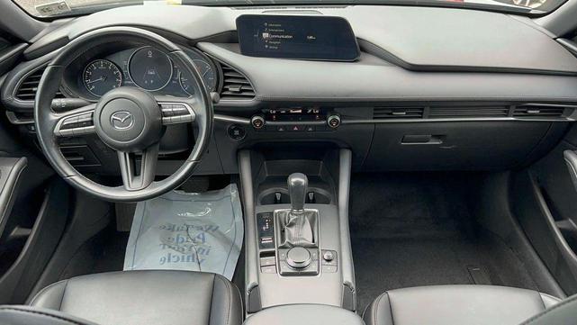 Photo of 2022 Deep Crystal Blue Mica Mazda Mazda3
