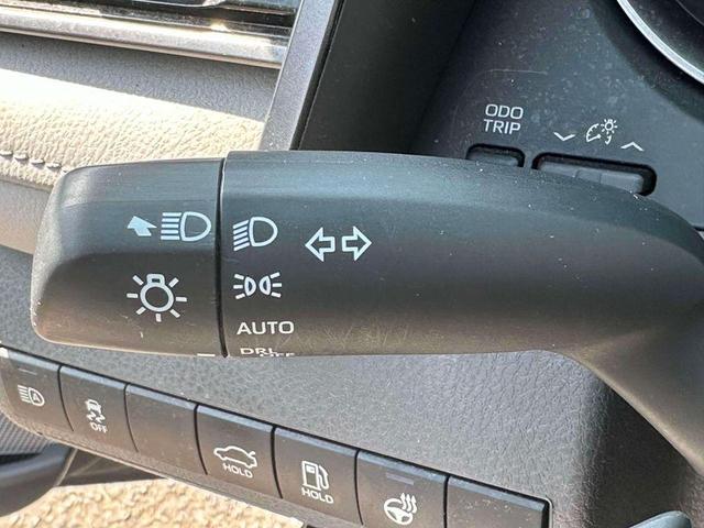 Photo of 2022 Midnight Black Metallic Toyota Camry