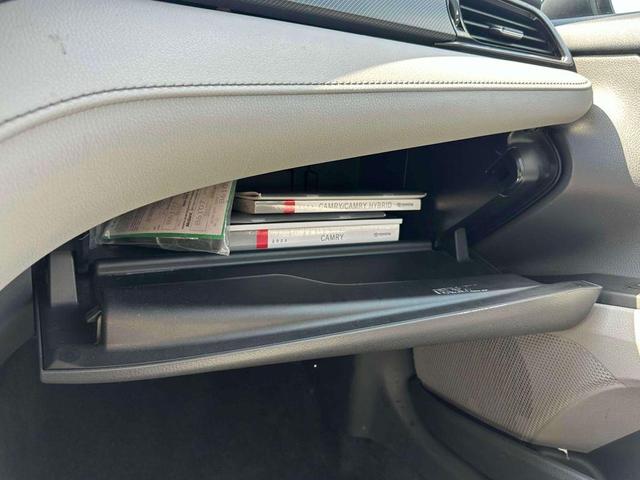 Photo of 2022 Midnight Black Metallic Toyota Camry