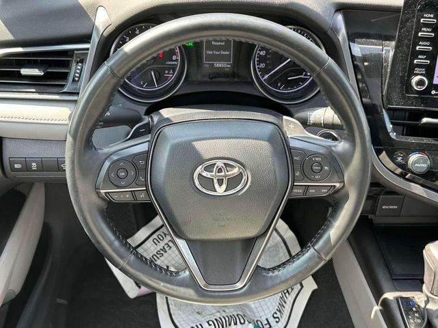 Photo of 2022 Midnight Black Metallic Toyota Camry
