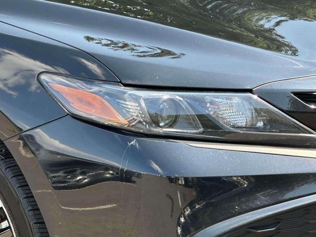 Photo of 2022 Midnight Black Metallic Toyota Camry