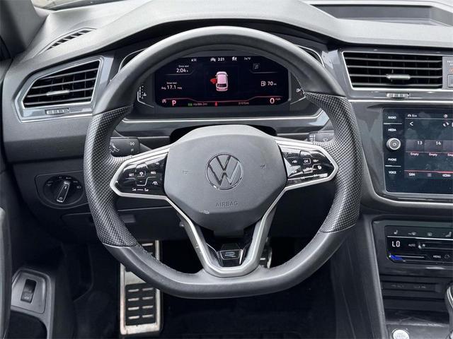 Photo of 2023 Deep Black Pearl Effect Volkswagen Tiguan