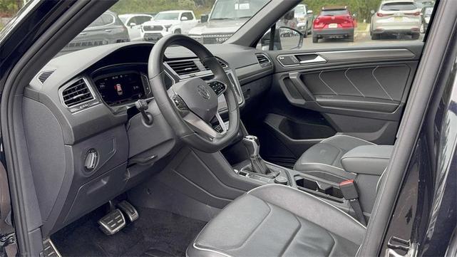 Photo of 2023 Deep Black Pearl Effect Volkswagen Tiguan