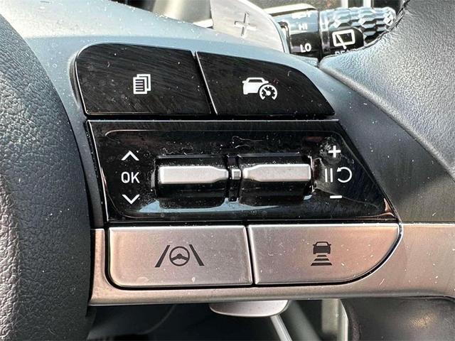 Photo of 2022 Amazon Gray Hyundai TUCSON Hybrid