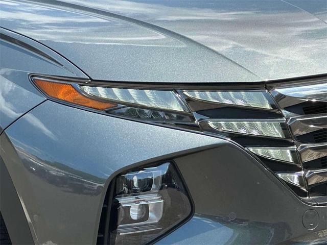 Photo of 2022 Amazon Gray Hyundai TUCSON Hybrid