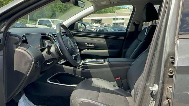 Photo of 2022 Amazon Gray Hyundai TUCSON Hybrid