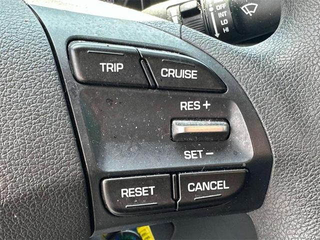 Photo of 2019 Quartz White Pearl Hyundai ELANTRA