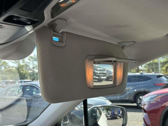 Photo of 2022 Crystal White Pearl Subaru Outback