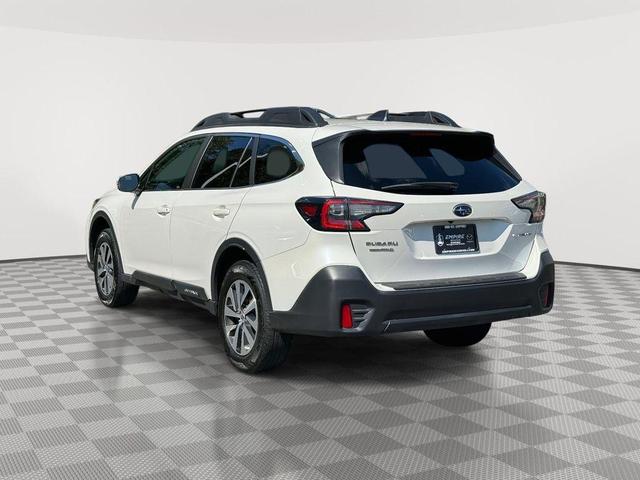 Photo of 2022 Crystal White Pearl Subaru Outback
