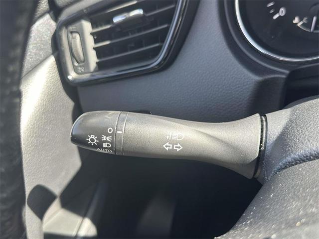 Photo of 2017 Gun Metallic Nissan Rogue