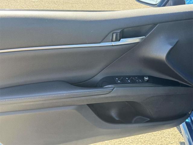 Photo of 2020 Midnight Black Metallic Toyota Camry