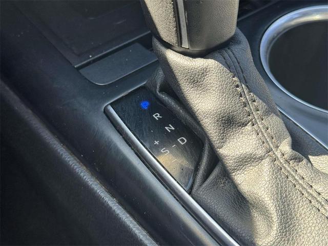 Photo of 2020 Midnight Black Metallic Toyota Camry