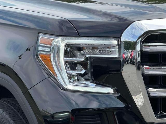 Photo of 2022 Onyx Black GMC Sierra 1500 Limited
