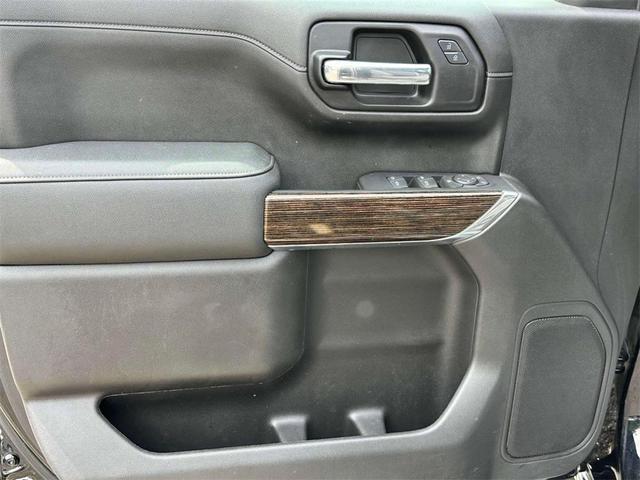 Photo of 2022 Onyx Black GMC Sierra 1500 Limited