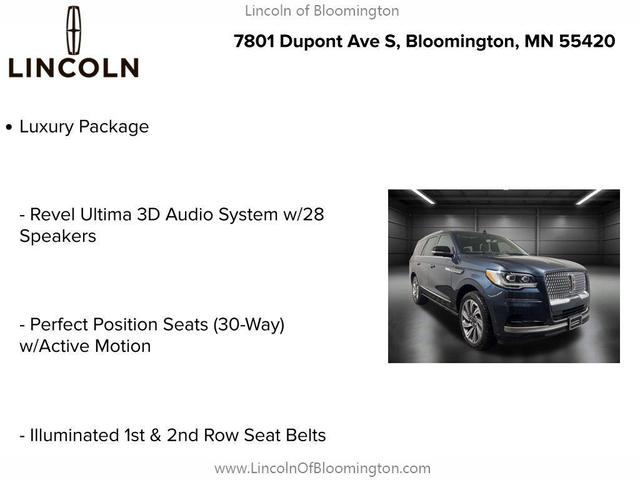 Photo of 2022 FLIGHT BLUE Lincoln Navigator