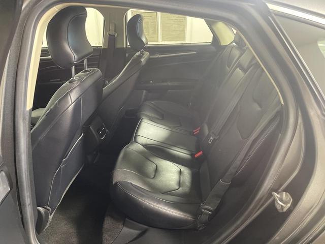 Photo of 2019 MAGNETIC METALLIC Ford Fusion