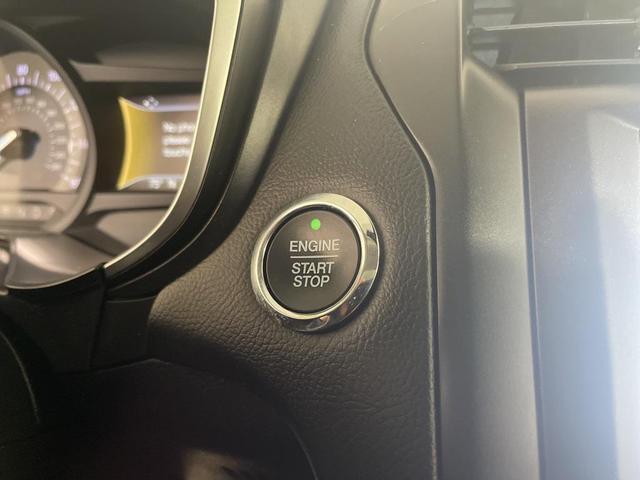 Photo of 2019 MAGNETIC METALLIC Ford Fusion