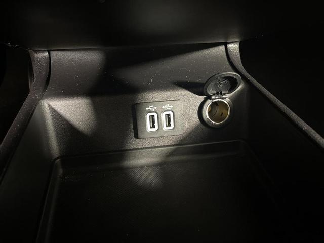 Photo of 2019 MAGNETIC METALLIC Ford Fusion