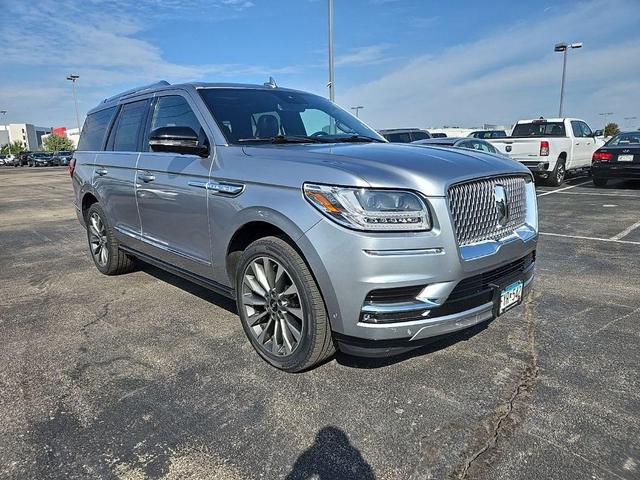 Photo of 2020 SILVER RADIANCE Lincoln Navigator