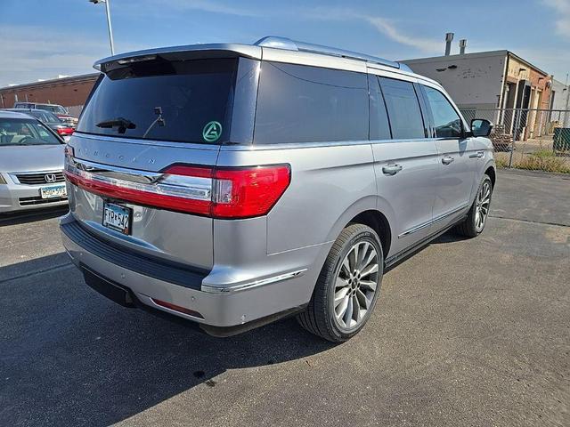 Photo of 2020 SILVER RADIANCE Lincoln Navigator