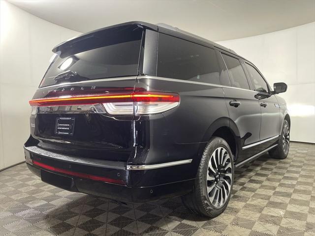 Photo of 2024 INFINITE BLACK MET CC Lincoln Navigator