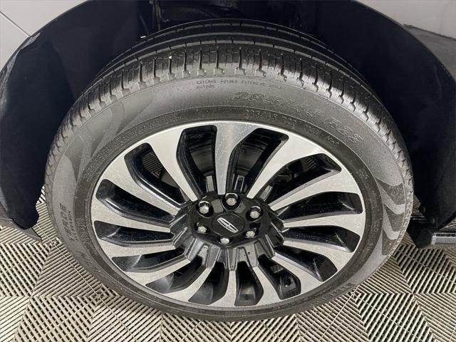 Photo of 2024 INFINITE BLACK MET CC Lincoln Navigator
