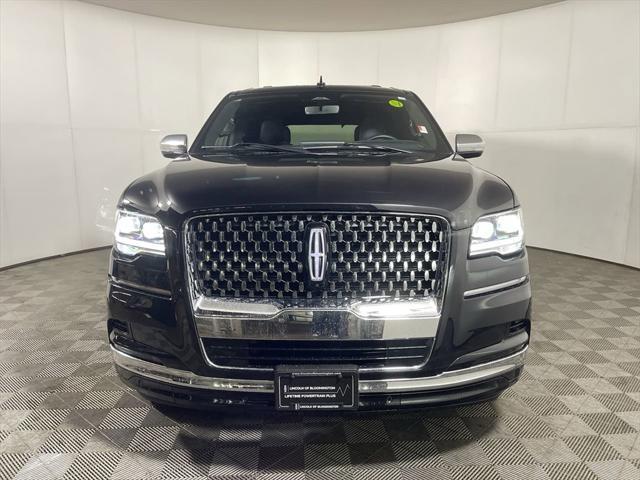 Photo of 2024 INFINITE BLACK MET CC Lincoln Navigator