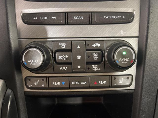 Photo of 2012 Taffeta White Honda Pilot