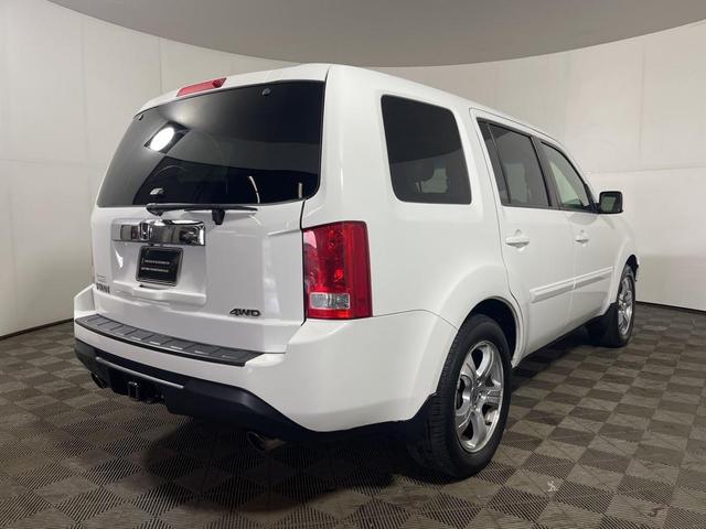 Photo of 2012 Taffeta White Honda Pilot