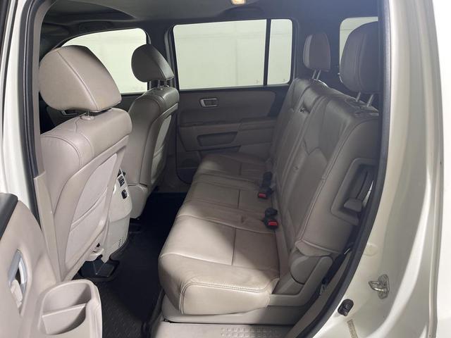 Photo of 2012 Taffeta White Honda Pilot