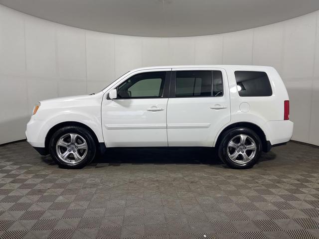 Photo of 2012 Taffeta White Honda Pilot