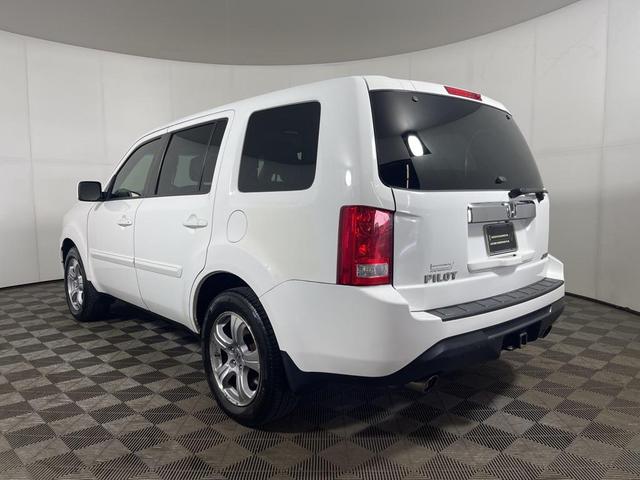 Photo of 2012 Taffeta White Honda Pilot