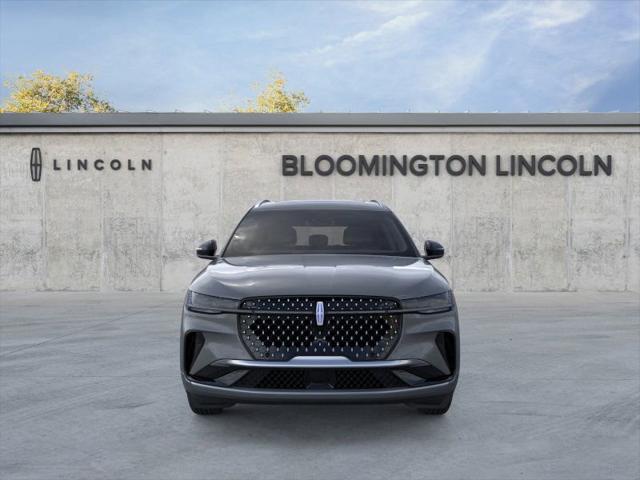 Photo of 2025 LUSTROUS GRAY METALLIC Lincoln Nautilus