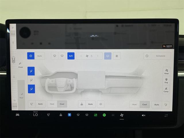 Photo of 2022 Pearl White Multi-Coat Tesla Model X