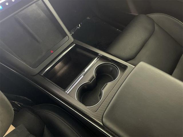 Photo of 2022 Pearl White Multi-Coat Tesla Model X