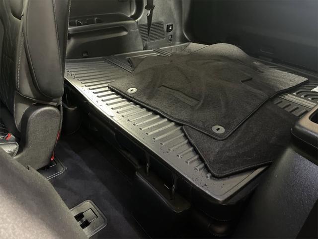 Photo of 2023 Midnight Lake Blue Kia Telluride