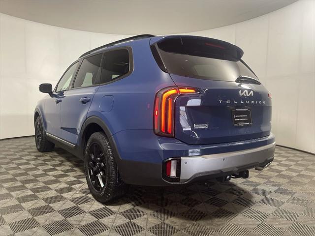 Photo of 2023 Midnight Lake Blue Kia Telluride