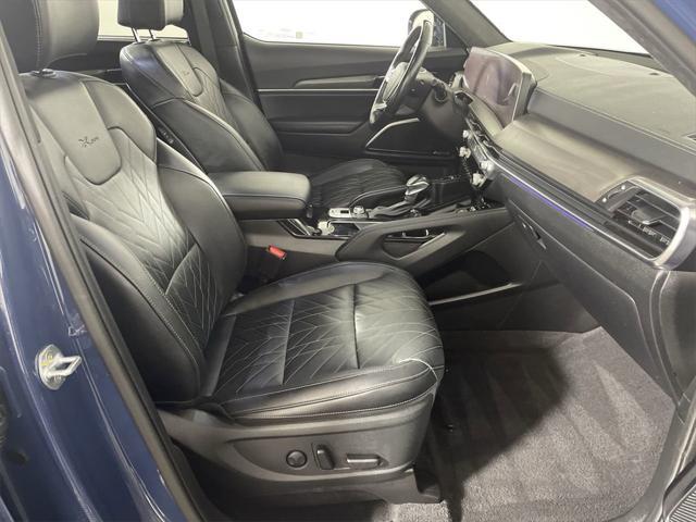 Photo of 2023 Midnight Lake Blue Kia Telluride