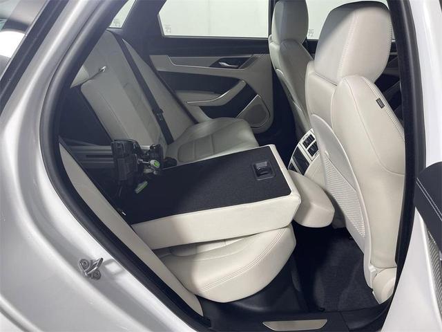 Photo of 2024 Fuji White Jaguar XF
