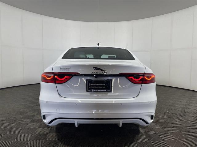 Photo of 2024 Fuji White Jaguar XF