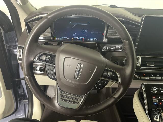 Photo of 2024 CHRMA CRYSTL BLUE MET PC Lincoln Navigator