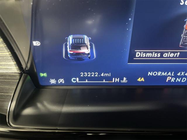 Photo of 2024 CHRMA CRYSTL BLUE MET PC Lincoln Navigator
