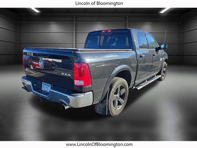 Photo of 2018 Brilliant Black Crystal Pearlcoat RAM 1500