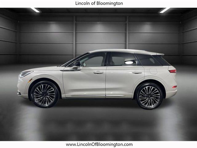 Photo of 2022 CERAMIC PEARL MET 3C Lincoln Corsair