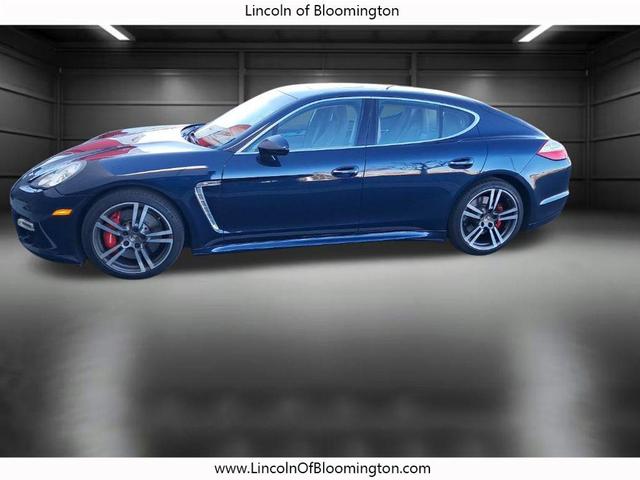 Photo of 2013 Dark Blue Metallic Porsche Panamera