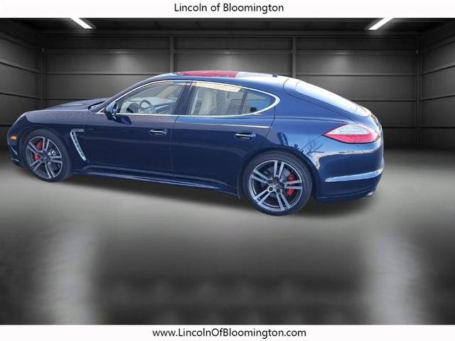 Photo of 2013 Dark Blue Metallic Porsche Panamera