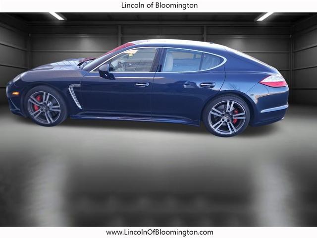 Photo of 2013 Dark Blue Metallic Porsche Panamera