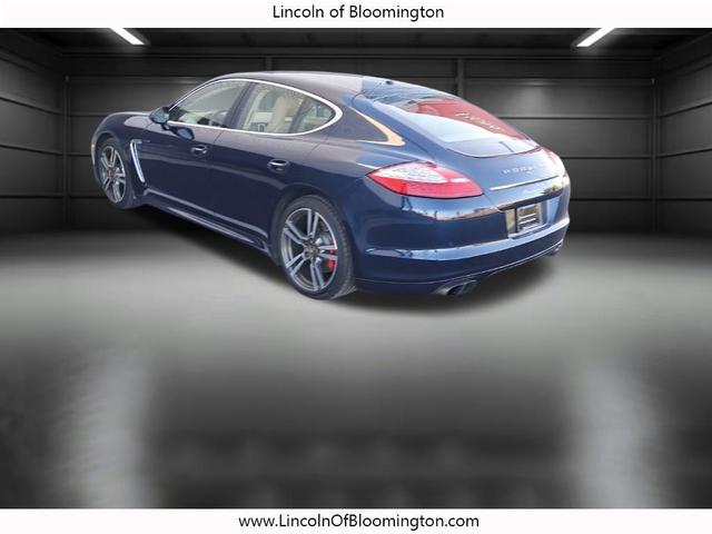 Photo of 2013 Dark Blue Metallic Porsche Panamera
