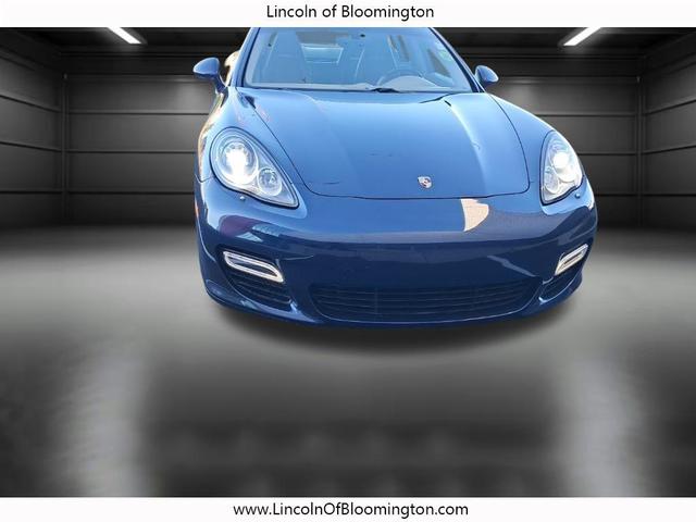Photo of 2013 Dark Blue Metallic Porsche Panamera