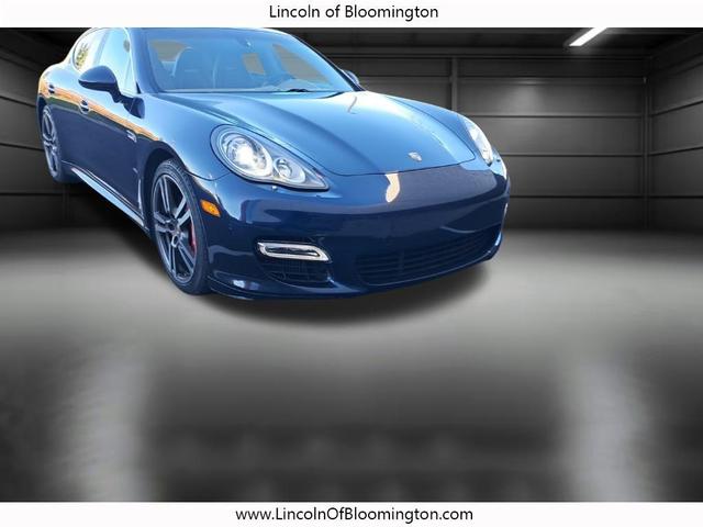 Photo of 2013 Dark Blue Metallic Porsche Panamera